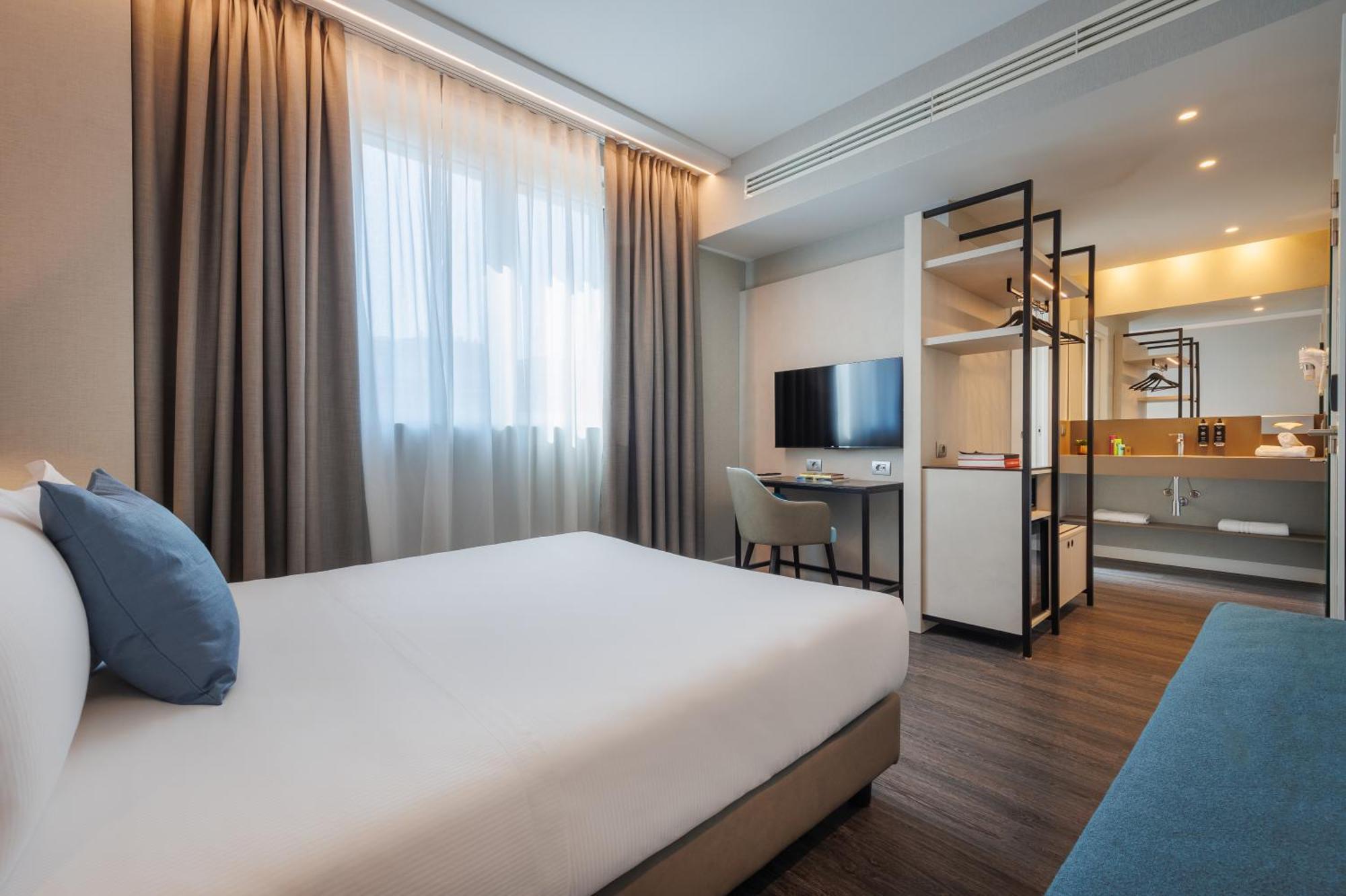 Ih Hotels Milano Centrale Exteriör bild